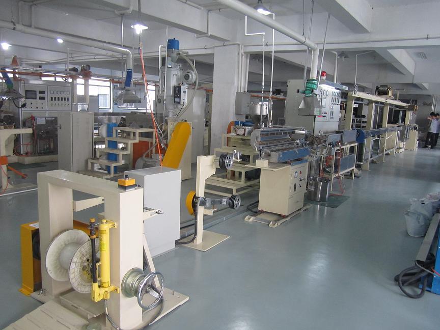 1.0-16mm Electrical Copper Cable Core Wire Extrusion Extuder Coiling Double Twisting Machine