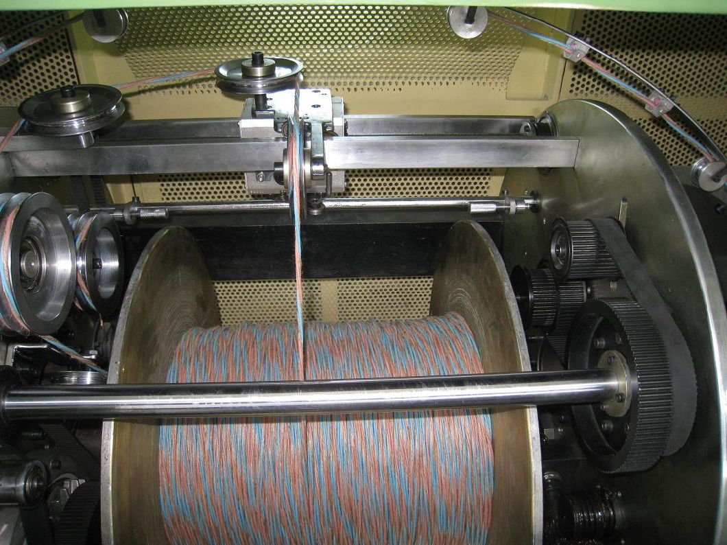 0.05-2.52mm Steel Copper Cable Wire Extrusion Winding Bunching Stranding Twisting Making Drawing Twister Cabling Machine